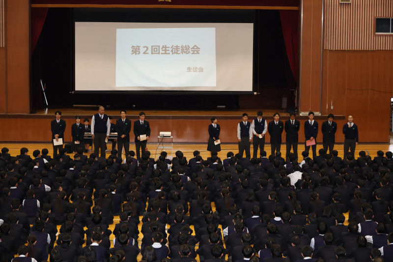 生徒総会の様子