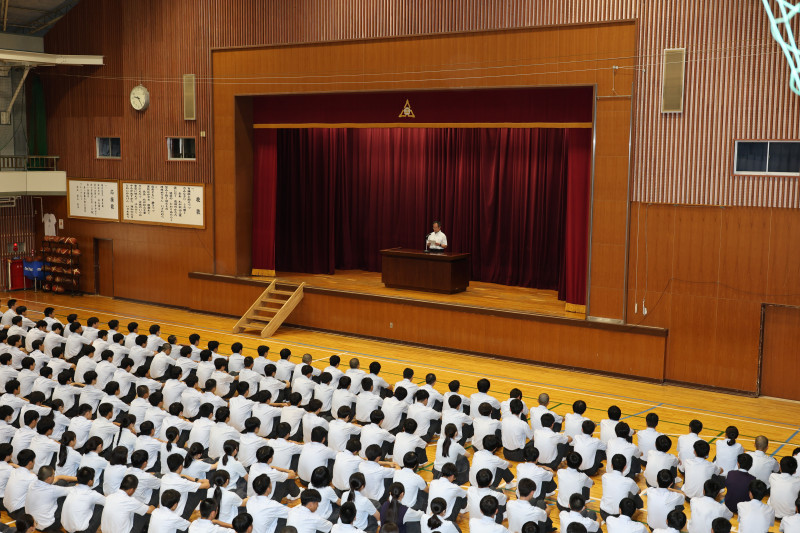 第1学期終業式の様子