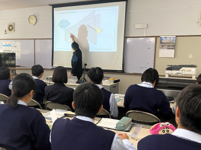 模型製作の手元