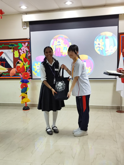 政府関係機関での訪問