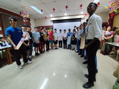 現地学校での交流