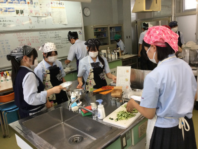 １班の調理